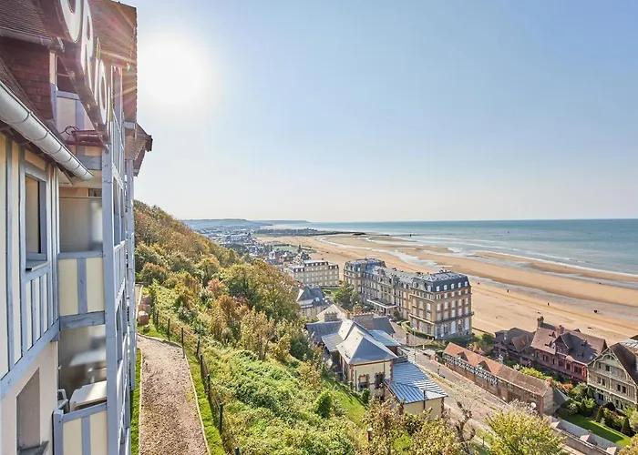 Appart hôtel Résidence Pierre&vacances Les Tamaris 2*