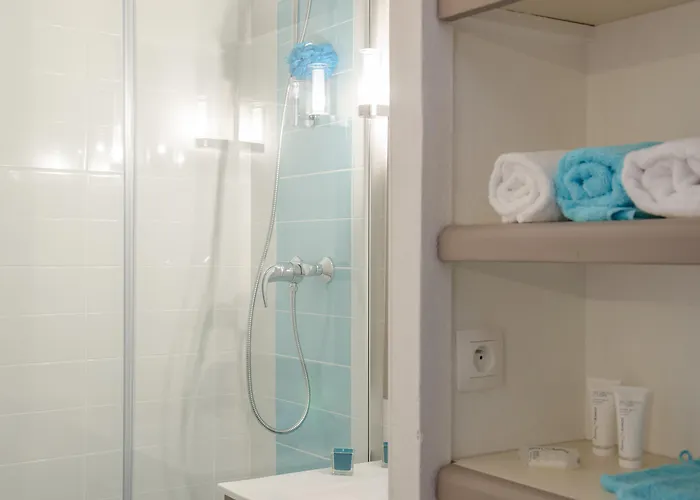 アパートホテル Pierre & Les Tamaris トルヴィル＝シュル＝メール