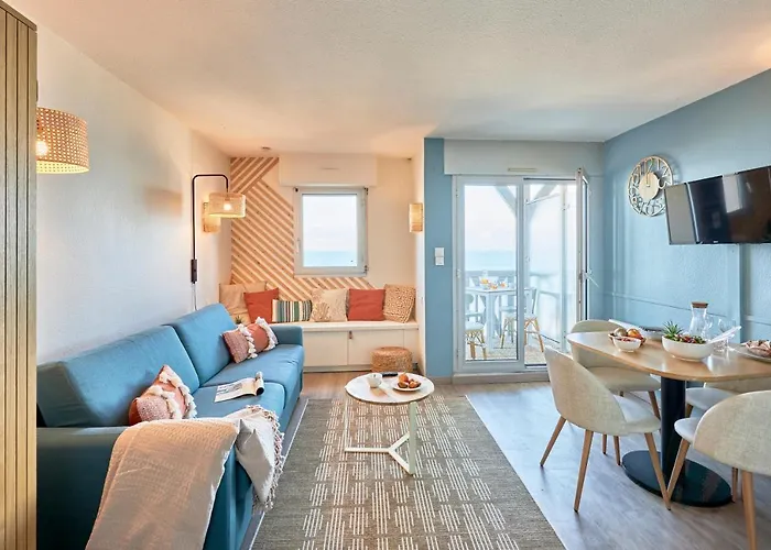 アパートホテル Pierre & Les Tamaris 2*