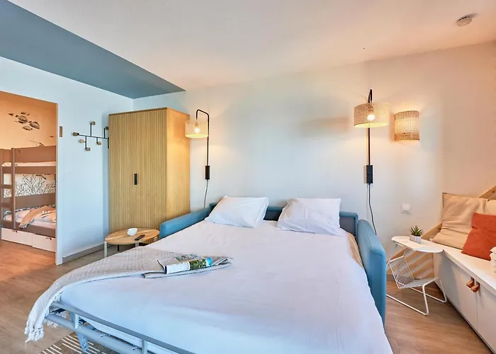 Pierre & Les Tamaris 2*