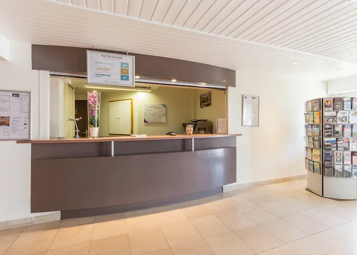 Appart hôtel Résidence Pierre&vacances Les Tamaris 2*