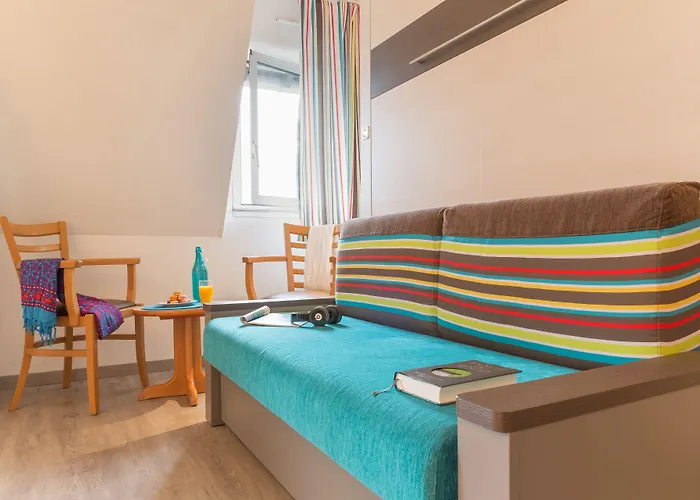 Appart hôtel Résidence Pierre&vacances Les Tamaris 2*